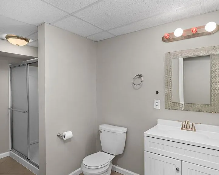 6593 Buckingham Palace Dr — Photo 29