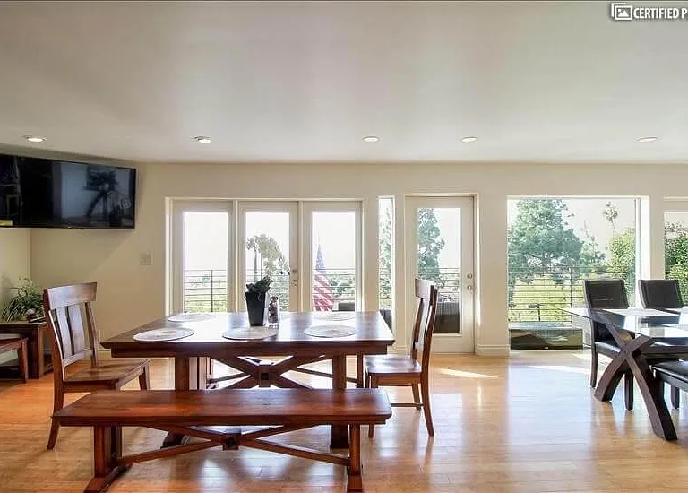 28043 Lobrook Dr — Photo 3