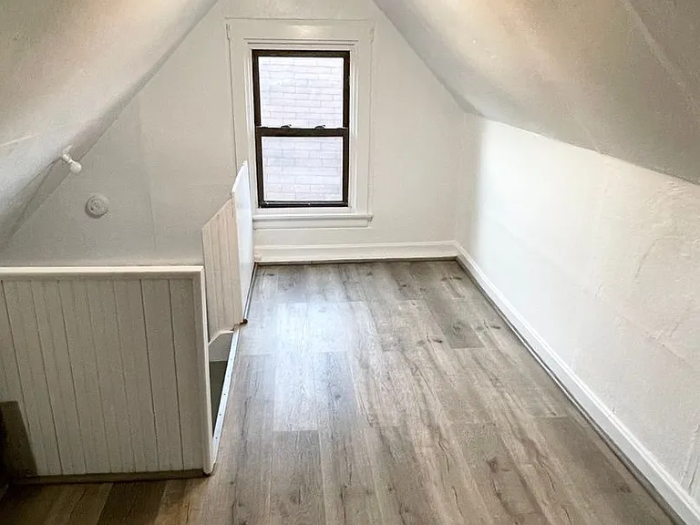 2322 Chickasaw St — Photo 16