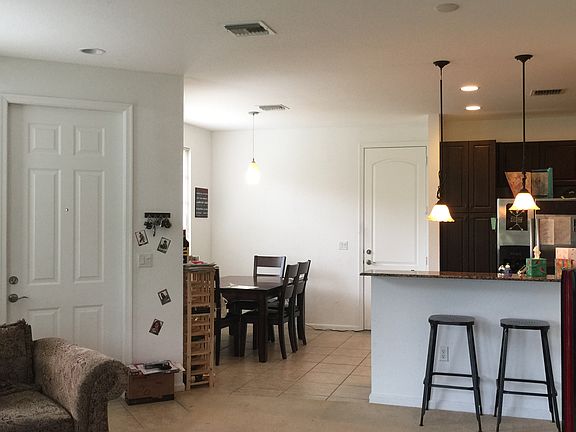 4th image of 7792 Deercreek Ct