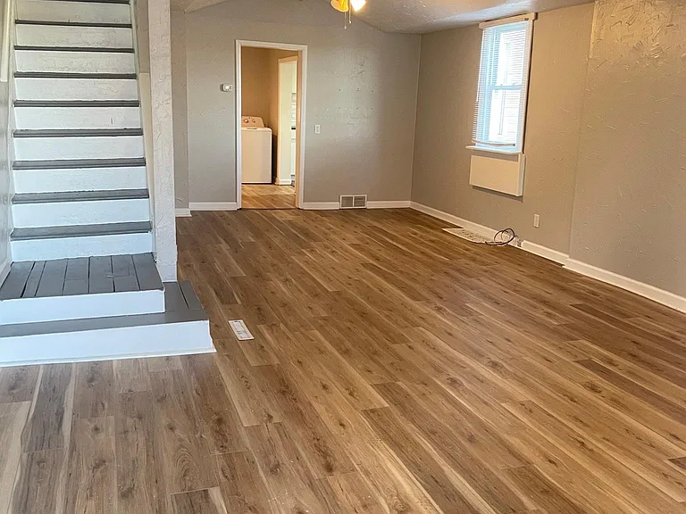 310 Marlow St — Photo 7