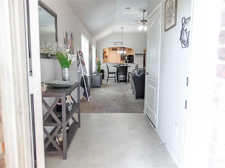 5135 Misty Ln — Photo 2