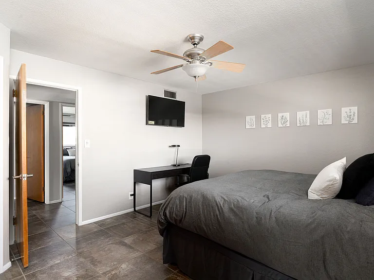 Master bedroom 2