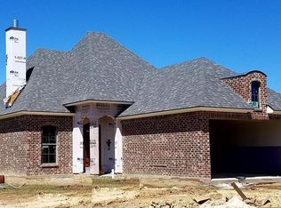 403 Sleepy Brk, Lafayette, LA 70508