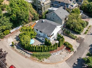 1117 W Howe St, Seattle, WA 98119