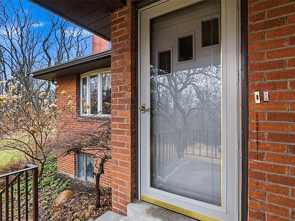 3rd image of 5195 Texas Ave