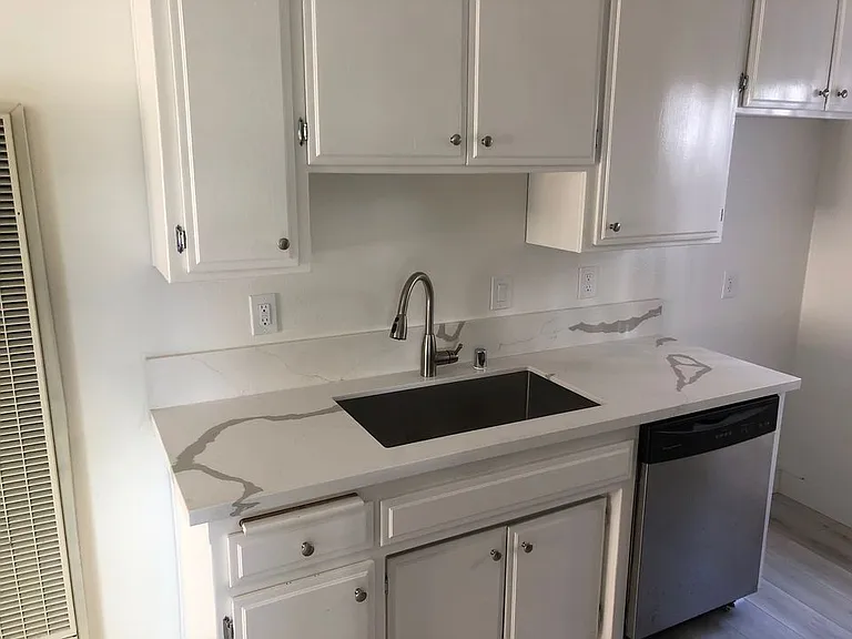 408 N Venice Blvd #A — Photo 8
