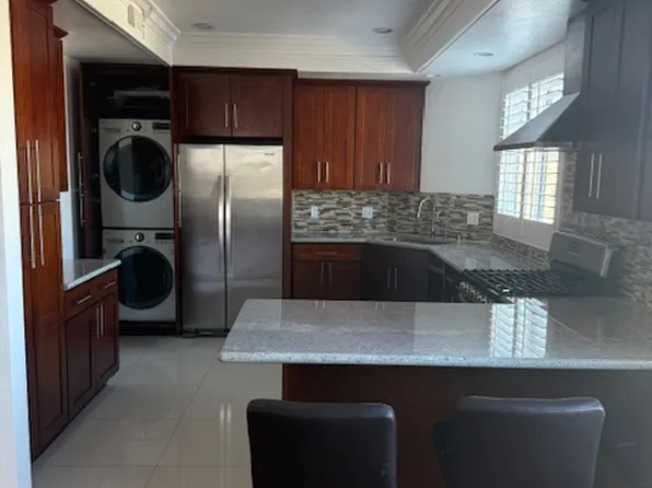 116 N Swall Dr, Beverly Hills, CA