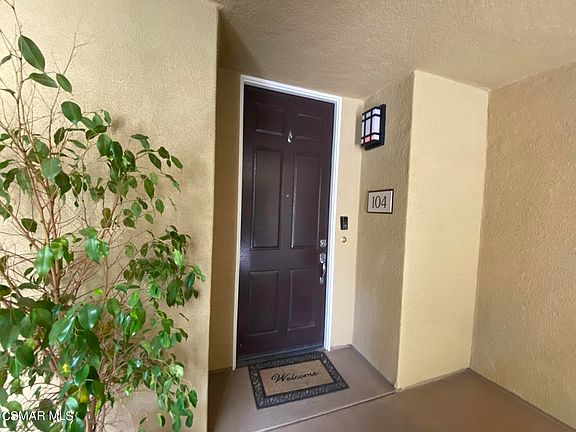 3rd image of 291 Riverdale Ct APT 104