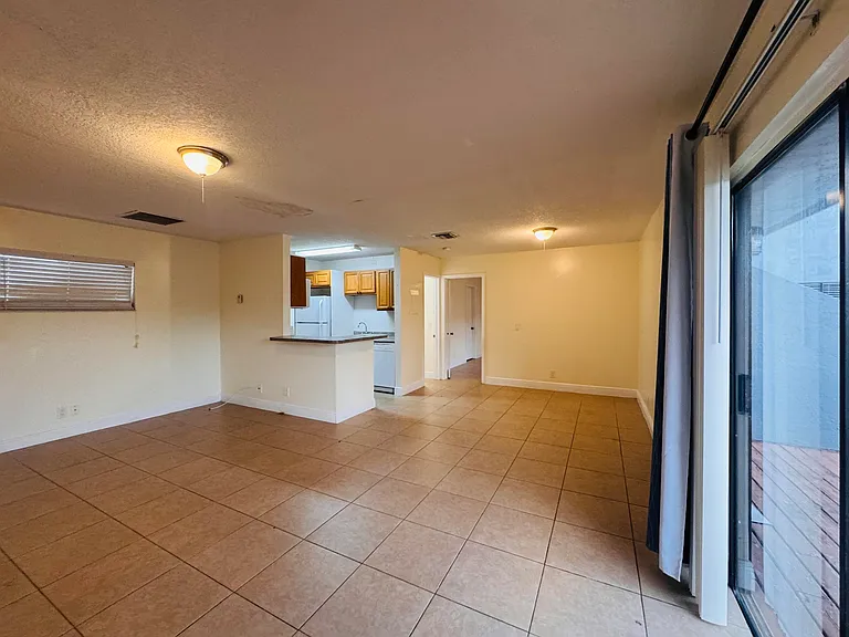 7 Crossings Cir #G — Photo 6