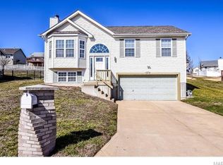 2819 Stonemont Ct, Imperial, MO 63052