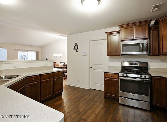 3rd image of 1148 Adagio Dr