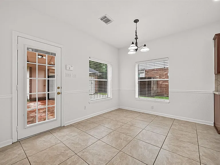 3218 Twinmont Ln — Photo 15