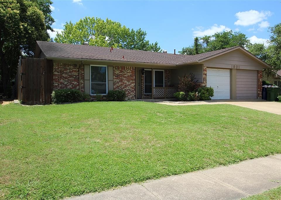 1st image of 1501 Greentree Ln