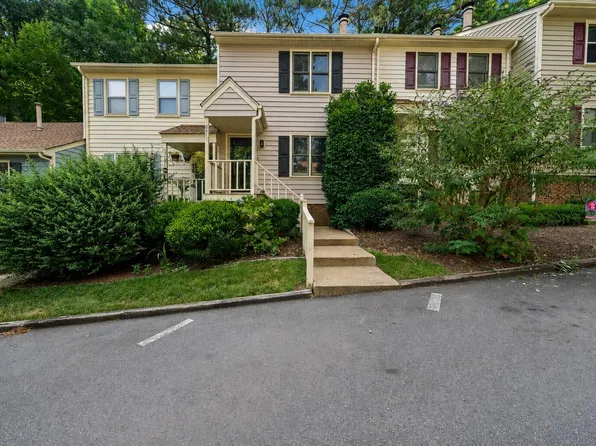 6551 Hearthstone Dr, Raleigh, NC 27615