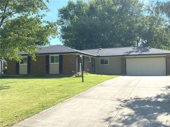 1041 Hazel Ave, Englewood, OH 45322