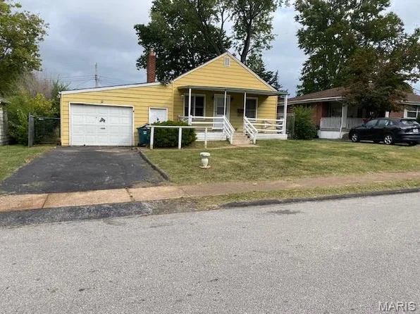 1120 Simmons Ave, Saint Louis, MO 63122