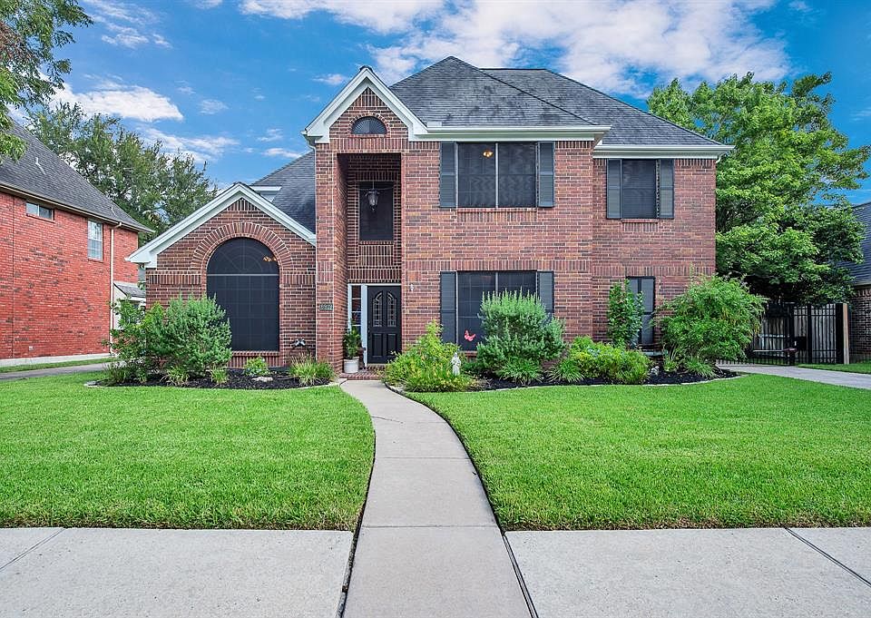 1st image of 6919 Hearthside Dr