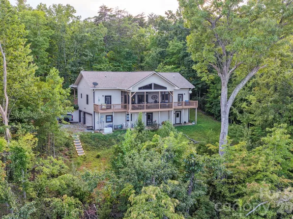 190 Tanglewood Trl, Lake Lure, NC 28746