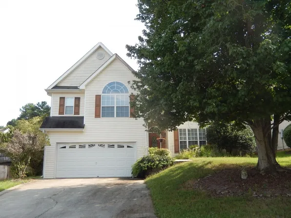 204 Towne Ridge Dr, Woodstock, GA 30188