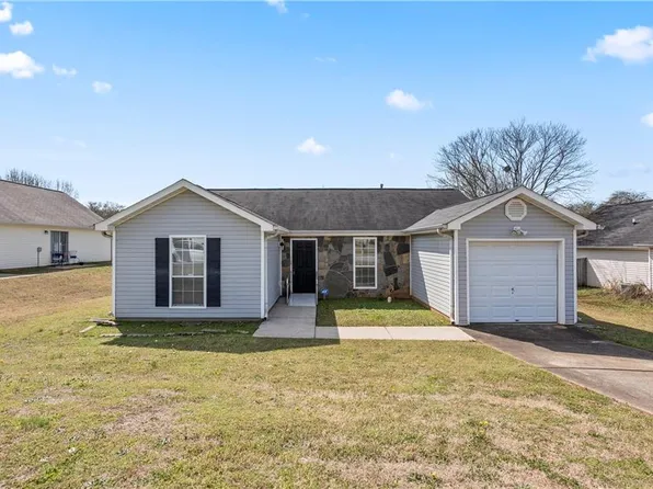 408 Autumn Lake Ct, McDonough, GA 30253