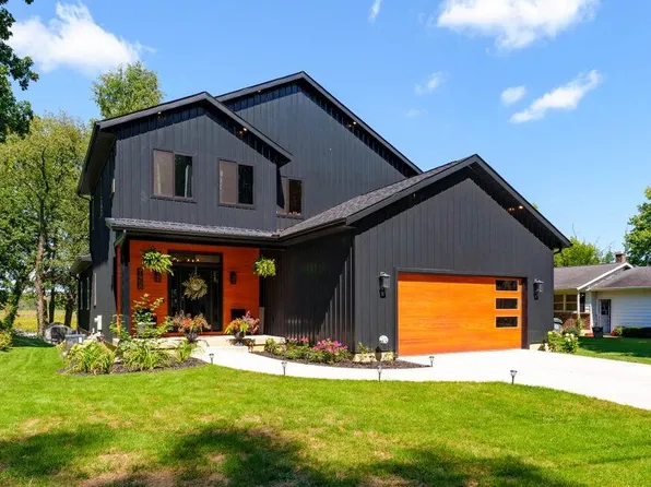 7988 Greenfield Shores Dr, Scotts, MI 49088