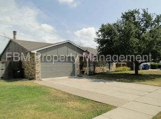 5520 Russell Dr, The Colony, TX 75056