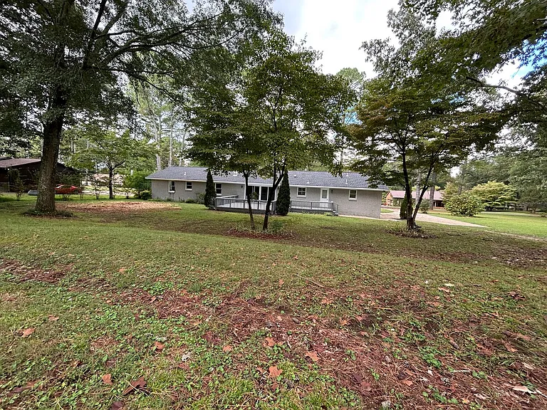 153 Jacque Jim Dr NE — Photo 2