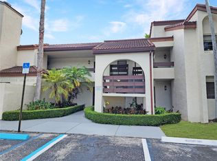 Kenland Bend South, Miami, FL 33186