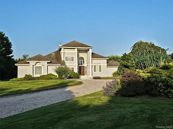 2nd image of 18 Pine Tree Lane