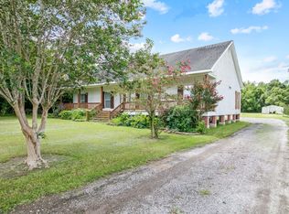 6115 Rice Cove Rd, Erath, LA 70533