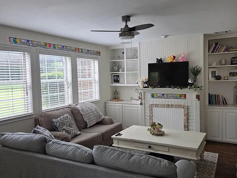 2425 Glen Ridge Dr — Photo 6