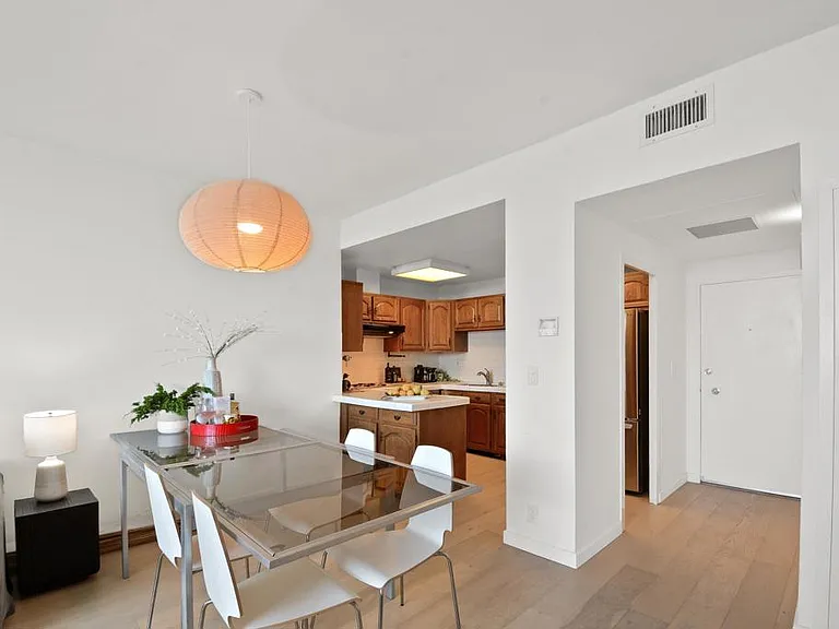 17352 W Sunset Blvd #204 — Photo 16