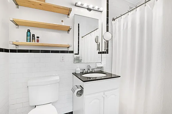 Rented by Compass | media 11