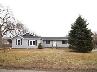 4101 E 25th St, Des Moines, IA 50317