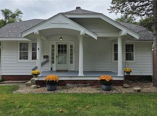 1335 W Riverview Ave, Decatur, IL 62522