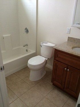 4th image of 1106 Tremont St