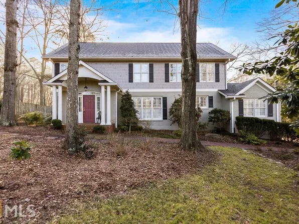 555 Stillwood Dr, Gainesville, GA 30501