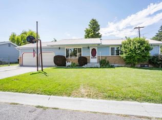 2812 Lora Ln, Burley, ID 83318