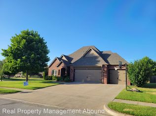 9313 N 95th East Ave, Owasso, OK 74055