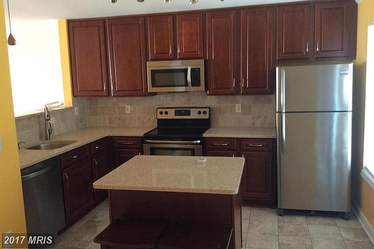 2nd image of 1404 Flatwood Ct
