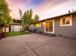 7482 Beverly Dr, Rohnert Park, CA 94928