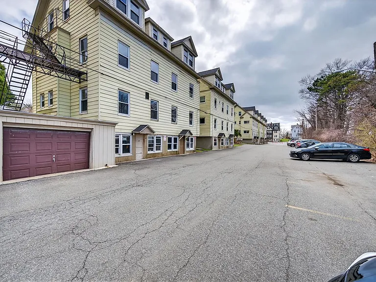 18 Brevator St — Photo 3