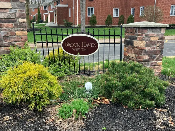 428 Middle Turnpike West APT 63U, Manchester, CT 06040