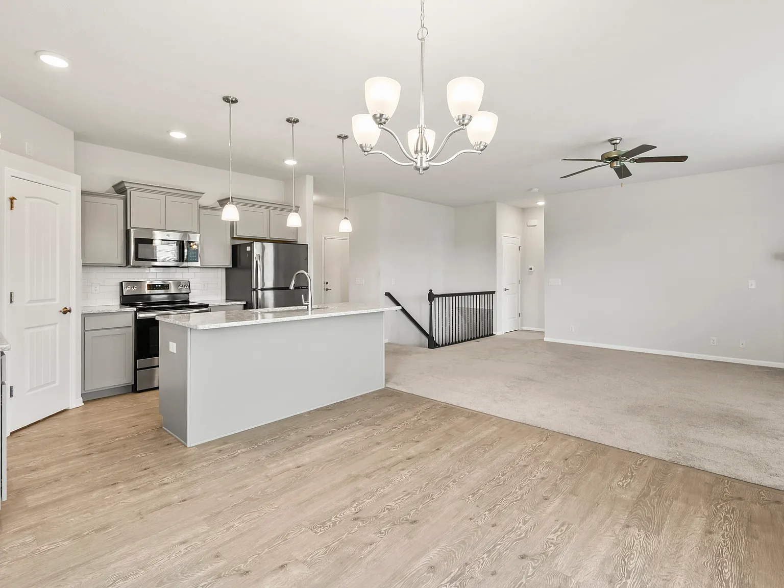 4 bed, 2213 sqft, $2,850 — Photo 1