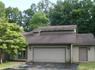 504 Semore Ct, Beaver, WV 25813