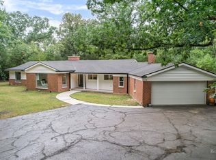 2610 Ridge Rd, Highland Park, IL 60035