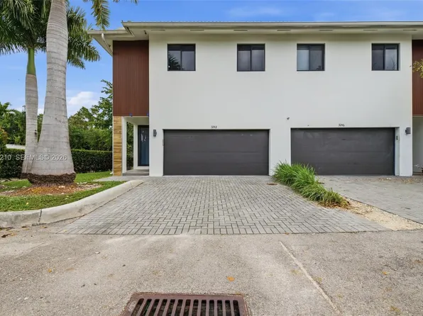 3242 SW 44th St, Fort Lauderdale, FL 33312