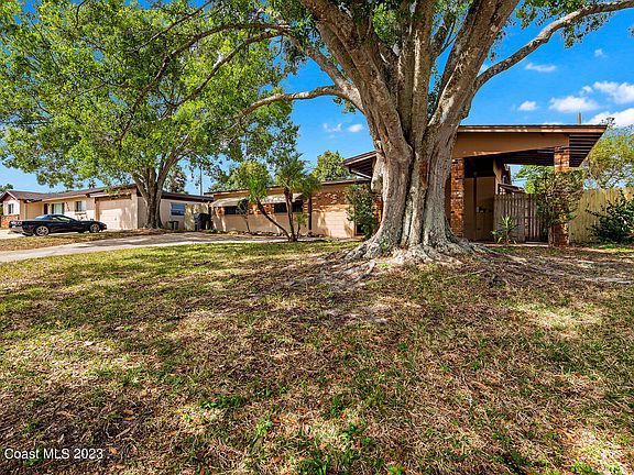 2nd image of 4780 Cocoanut Dr