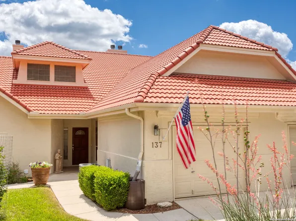 137 Tapatio Dr E #137, Boerne, TX 78006